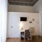 Dimora Novecento לינה וארוחת בוקר 3*