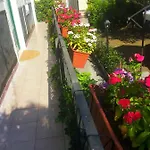 לינה וארוחת בוקר Dimora Novecento קטאניה